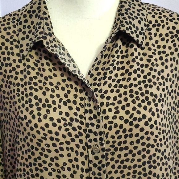 Apt. 9 Tan Spotted Button Down Long Sleeve Tunic Top - Picture 2 of 8